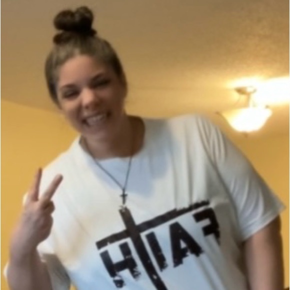 Meet your Posher, Kerri - Picture 4 of 9